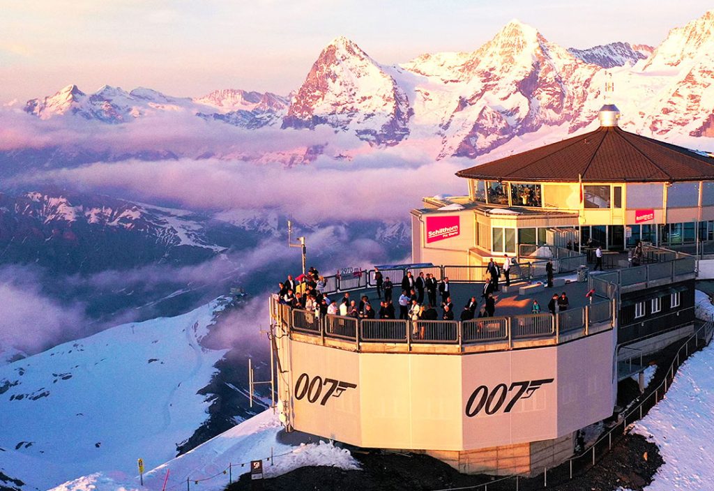 Tours to Interlaken, Schilthorn, Skyline Walk and the interactive Bond World 007 exhibition